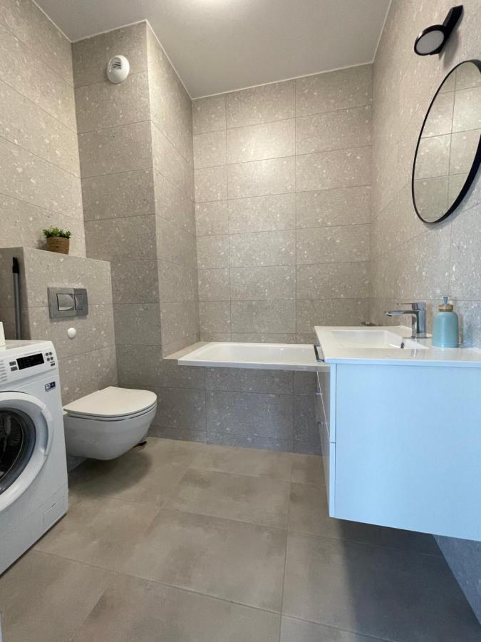 Apartamenty Termalne Na Dlugiej 8 Uniejow Luaran gambar